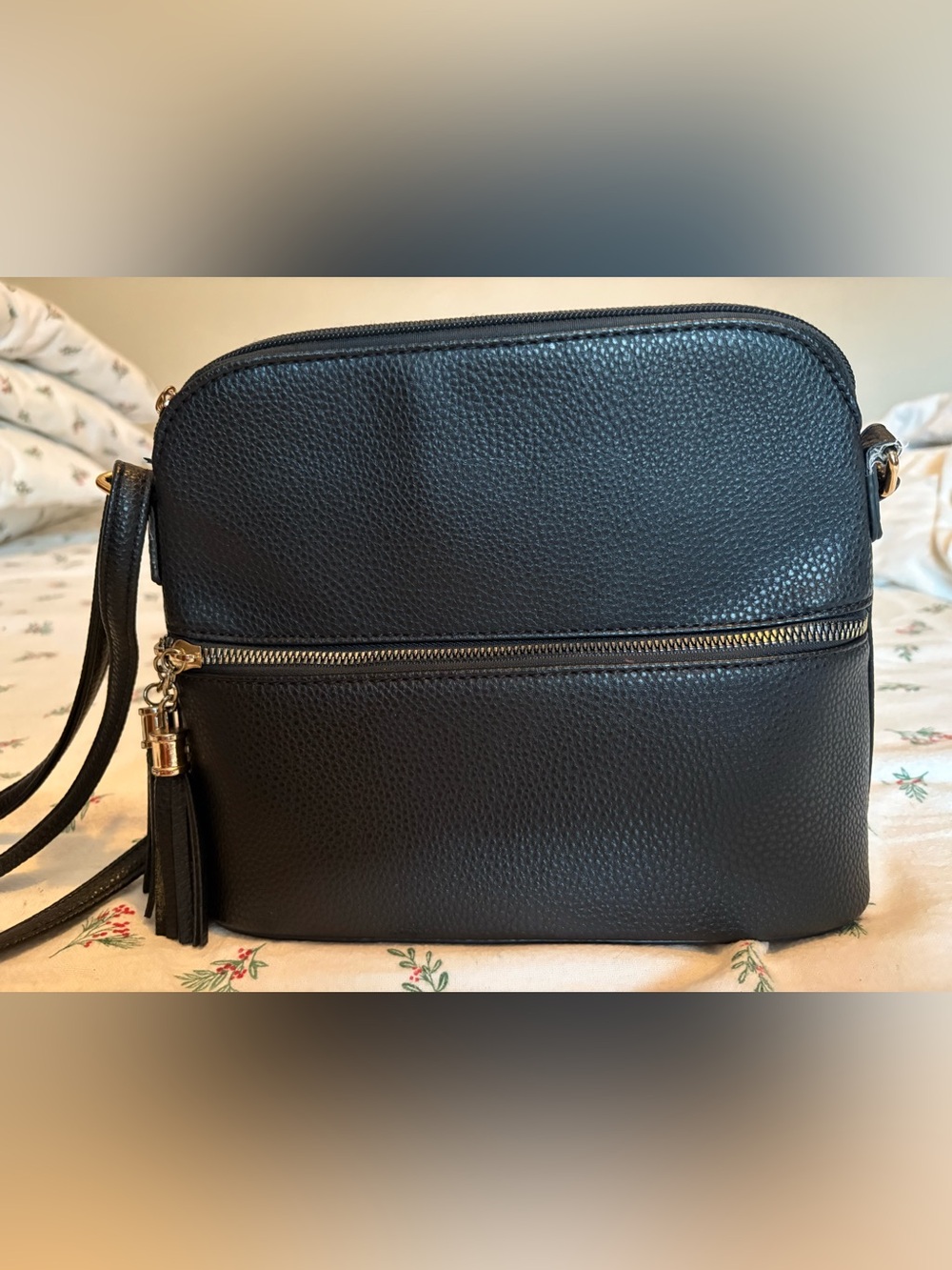 Women’s Small Black Pebbled Crossbody Bag